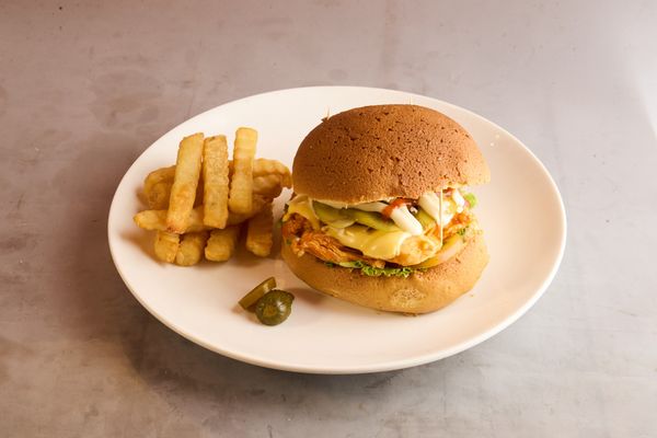 Pollo Deshebrado