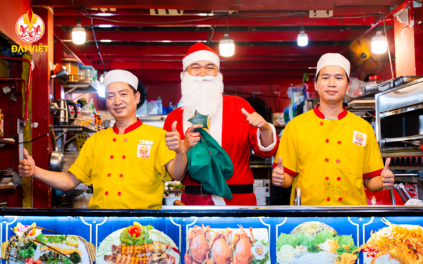 Đầu bếp Sen Đại Việt có nhiều năm kinh nghiệm trong chế biến hải sản