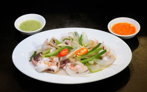 Bạch tuộc hấp gừng tại Nông Thôn Đại Việt