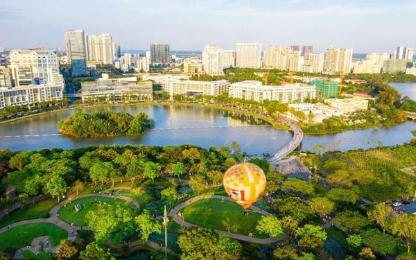 Trải nghiệm trung thu đặc sắc tại phố Tây Bùi Viện