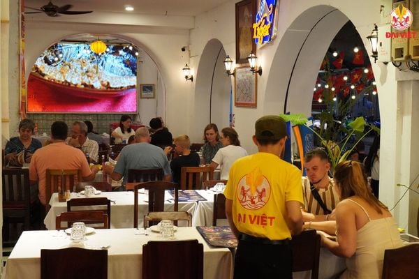 Dai Viet Restaurant - open 24/7