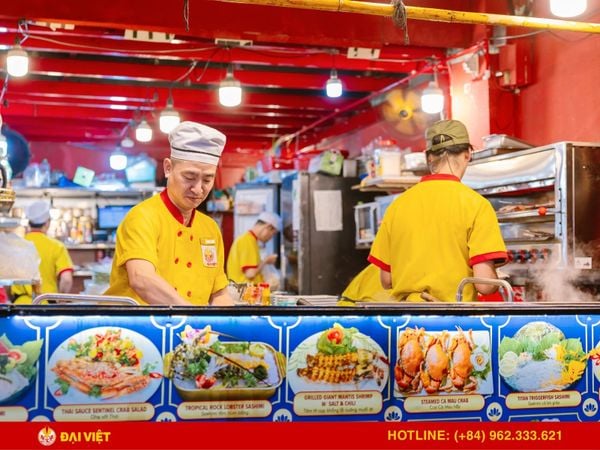 Ăn khuya Bùi Viện là lựa chọn hoàn hảo cho buổi chơi đêm