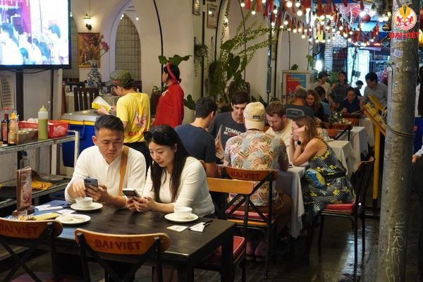 Dai Viet Restaurant - centrally located - convenient to get to