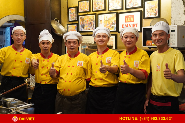 Đầu bếp nhà hàng có chuyên môn cao, có tâm huyết với nghề