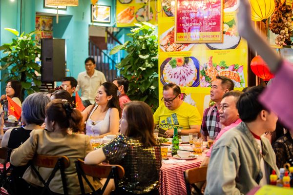 Visit Nong Thon Dai Viet Restaurant today to enjoy delicious food in the heart of Saigon.