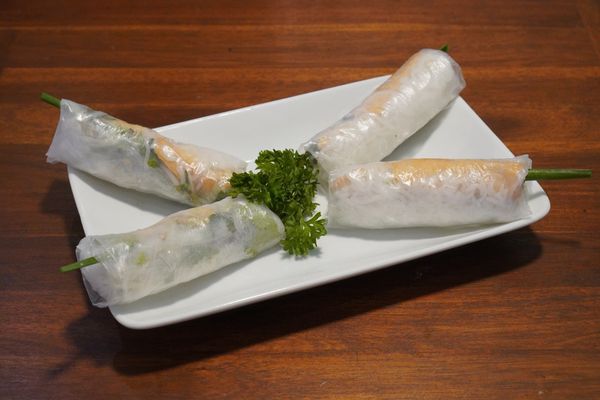 Fresh Spring Rolls with Shrimp and Pork