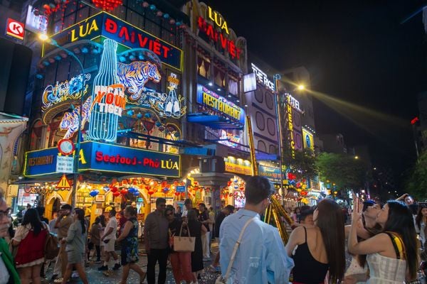 Dai Viet Restaurant - 12 branches in District 1