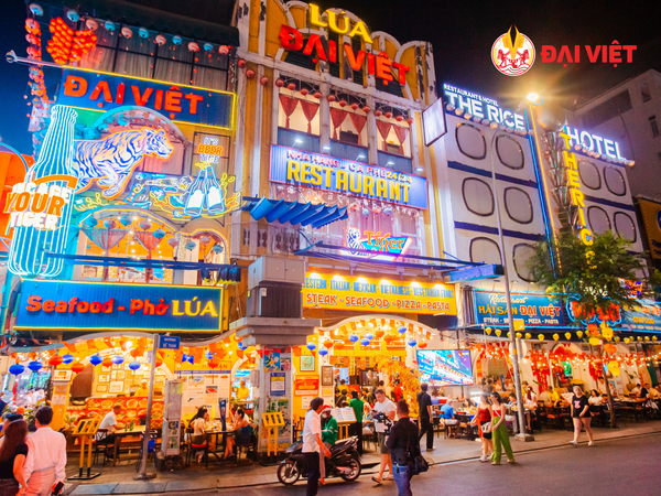 Lua Dai Viet Restaurant - a great place to enjoy delicious food right in the heart of Bui Vien Street