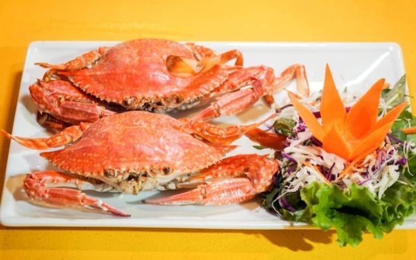 Menu hấp dẫn từ ghẹ tại nhà hàng Đại Việt