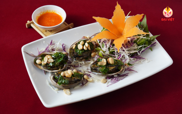 Grilled Abalone with Scallion Oil