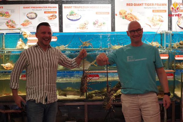 Hồ hải sản tươi sống tại nhà hàng