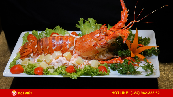 Tôm tại nhà hàng tươi sống, làm món gì cũng ngon, bắt mắt