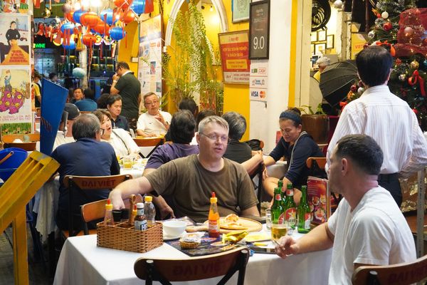 Không gian nhà hàng Đại Việt thoải mái, thiết kế đậm chất Việt