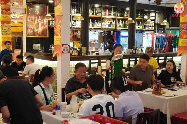 Lua Dai Viet is always ready to serve tourists 24/7