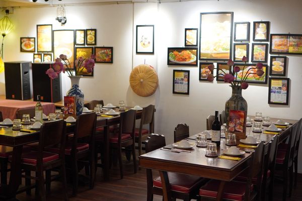 Không gian nhà hàng vô cùng thoải mái