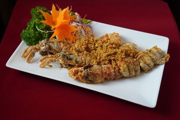 Nhà hàng Gió Biển Đại Việt nổi bật với những món hải sản tươi sống