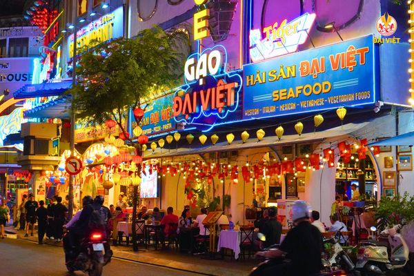 Đại Việt - nhà hàng đáng thử trong dịp Tết Nguyên Tiêu