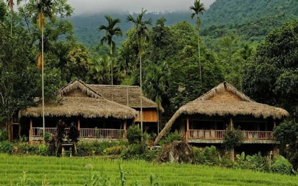 Khám phá Bản Đôn tại Pù Luông (nguồn: sưu tầm)