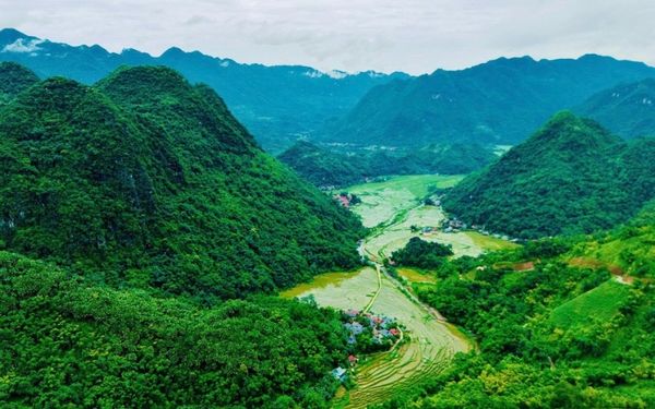 Khám phá Pù Luông với núi non trùng điệp (nguồn: sưu tầm)