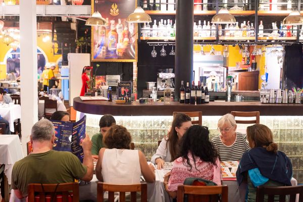 quầy bar gạo đại việt - đề thám phường bến thành