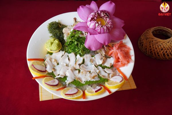 Seafood Saigon - diverse, fresh, and incredibly affordable