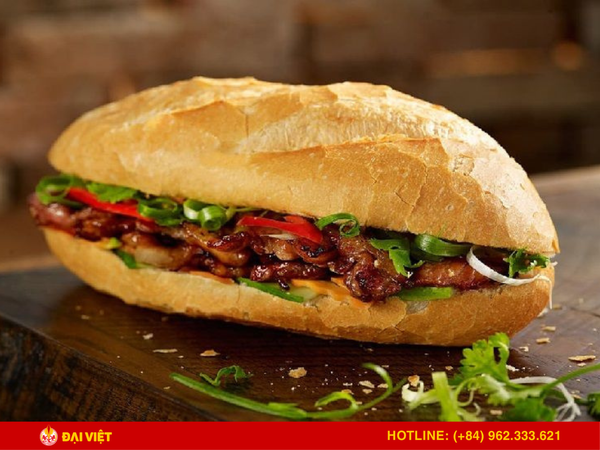 The sandwiches at the restaurant are delicious, flavorful, and full of ingredients