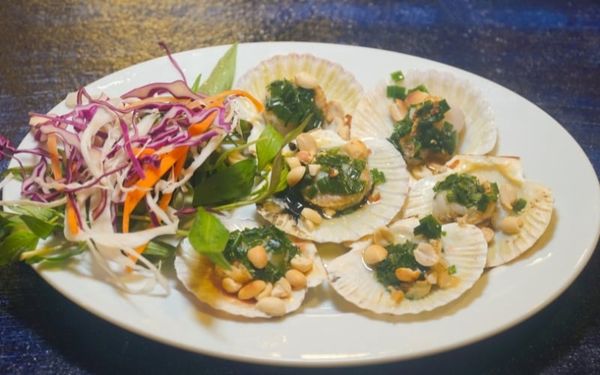 Sò điệp hokkaido nướng mỡ hành tại Ốc Đại Việt