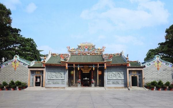 Nghia An Assembly Hall (Ong Pagoda)