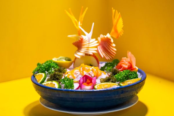 Nhà hàng có đủ món cho thực khách, từ chay đến mặn