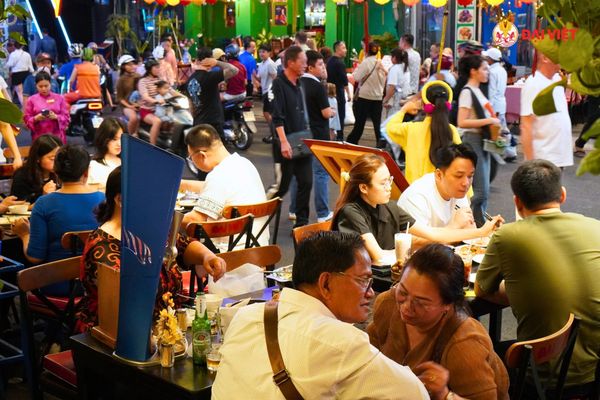 Dai Viet Restaurant - centrally located in the city