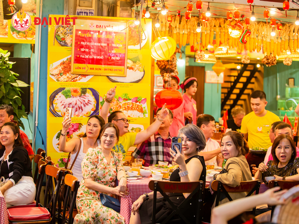 Nong Thon Dai Viet Restaurant - an ideal culinary destination in the heart of Ben Thanh Ward