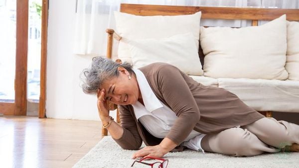 dấu hiệu trước khi đột quỵ cần biết