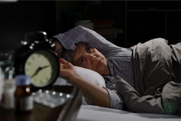 điều trị mất ngủ tuổi trung niên