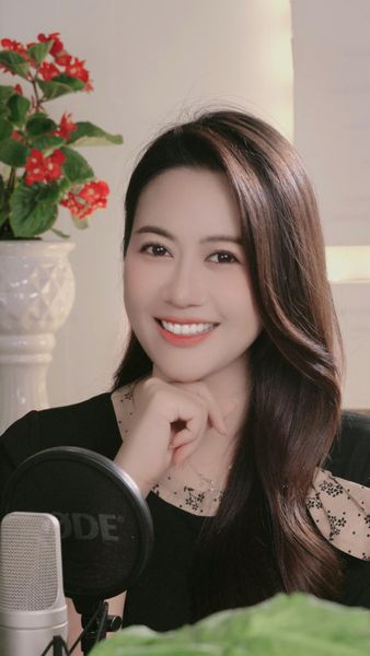 Cảm nhận của học viên từ khắp nơi trên thế giới khi học luyện giọng online cùng MC Anh Thi