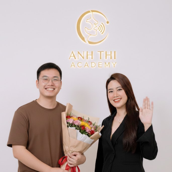 tốt nghiệp khoá luyện giọng nói chuẩn tại Đà Nẵng