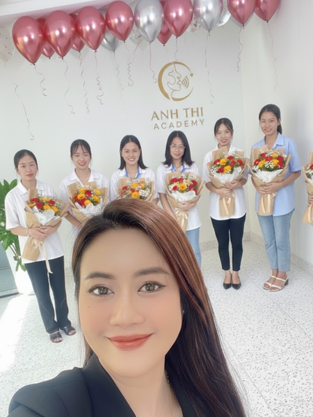 Giới thiệu khóa học: Đánh thức quyền năng giọng nói cùng MC Anh Thi