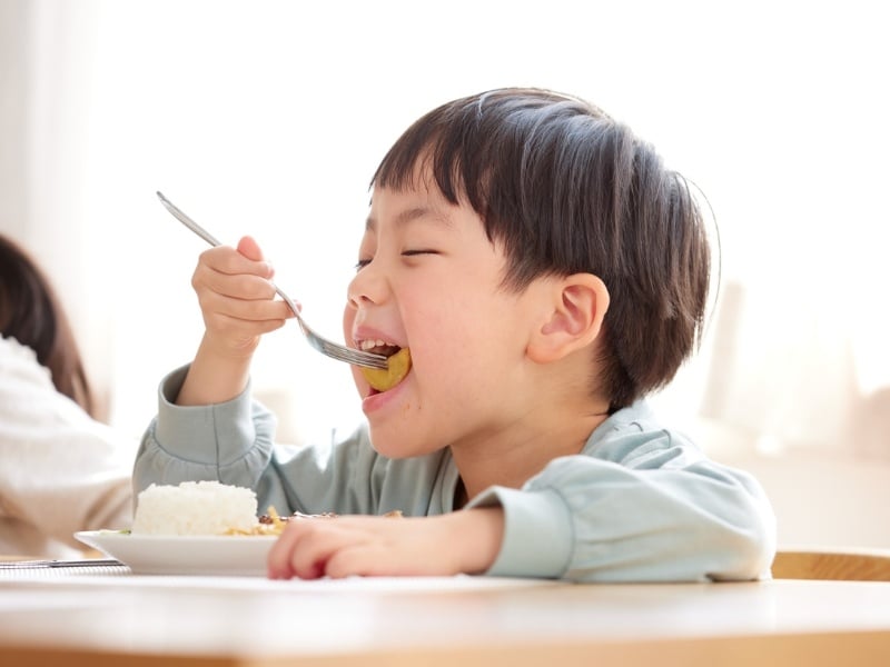 Trẻ em có thể nhịn ăn không?