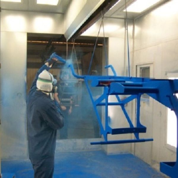 Môi trường sơn công nghiệp tiềm ẩn nhiều nguy cơ nhiễm độc