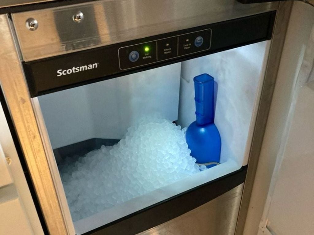 cách lựa chọn thùng đựng đá phù hợp