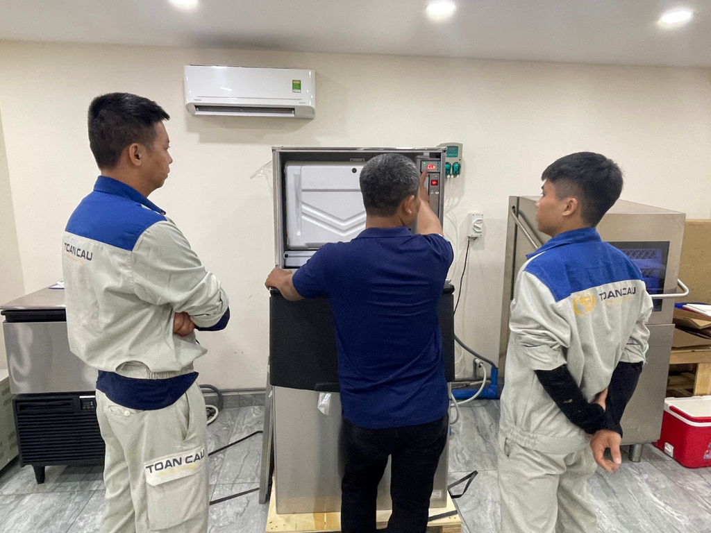 Bảo hành - sửa chữa máy làm đá Hoshizaki