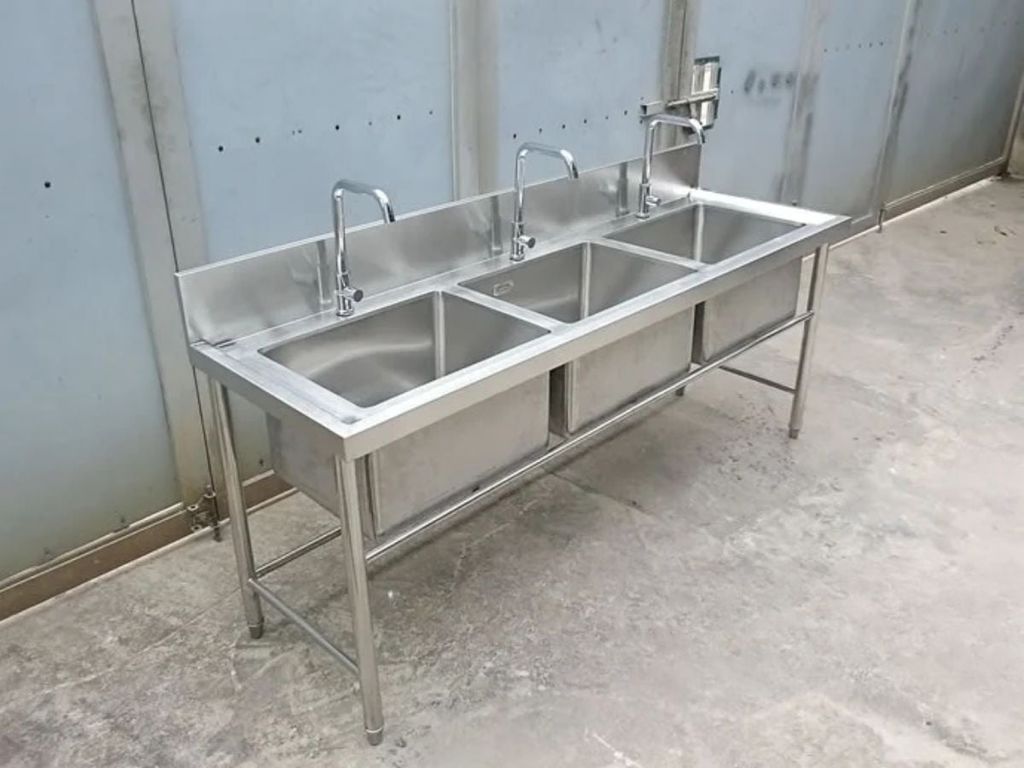 vệ sinh chậu rửa bát đôi đúng cách