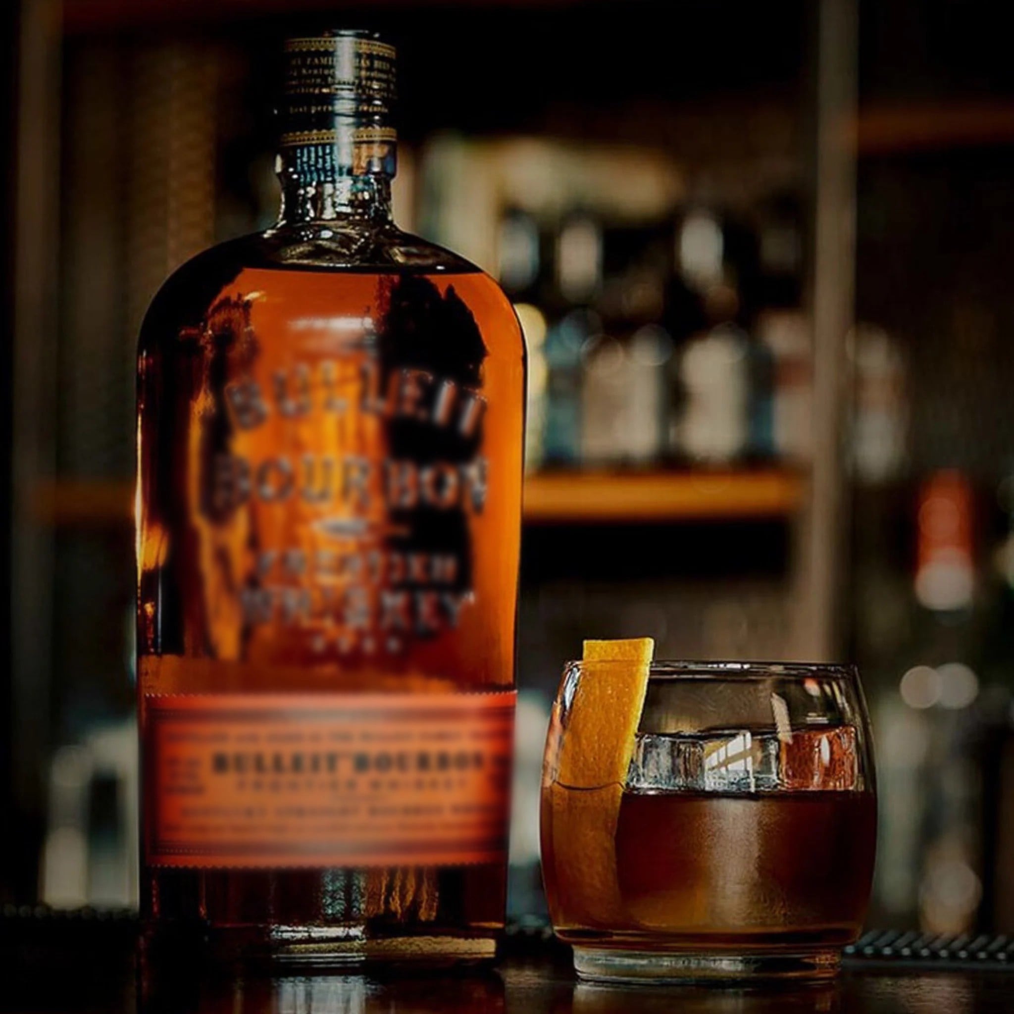 Bourbon là nguyên liệu hoàn hảo cho nhiều loại cocktail cổ điển