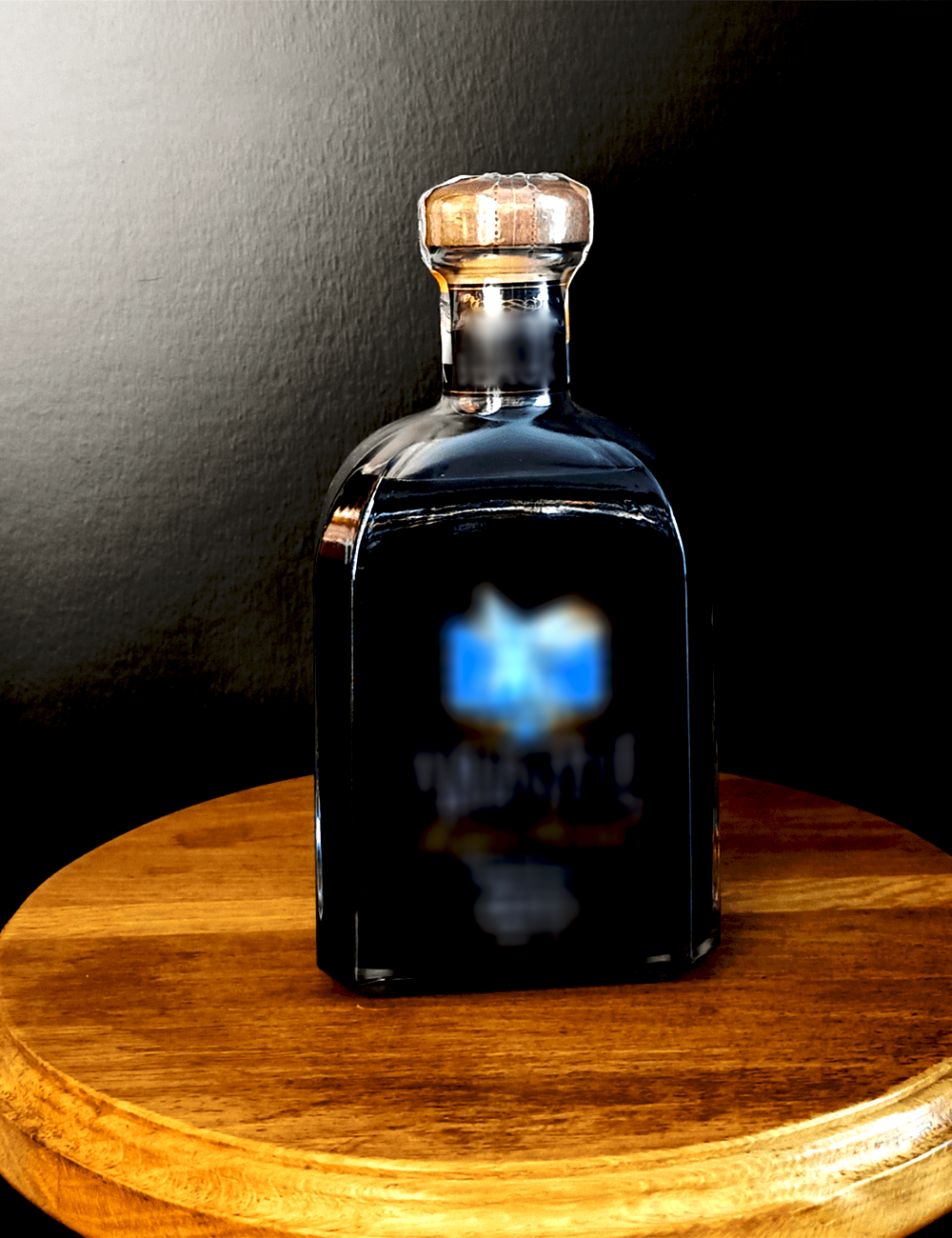 Absinthe Jacques Senaux Black sở hữu hương vị của cam thảo, hoa hồi, bạc hà
