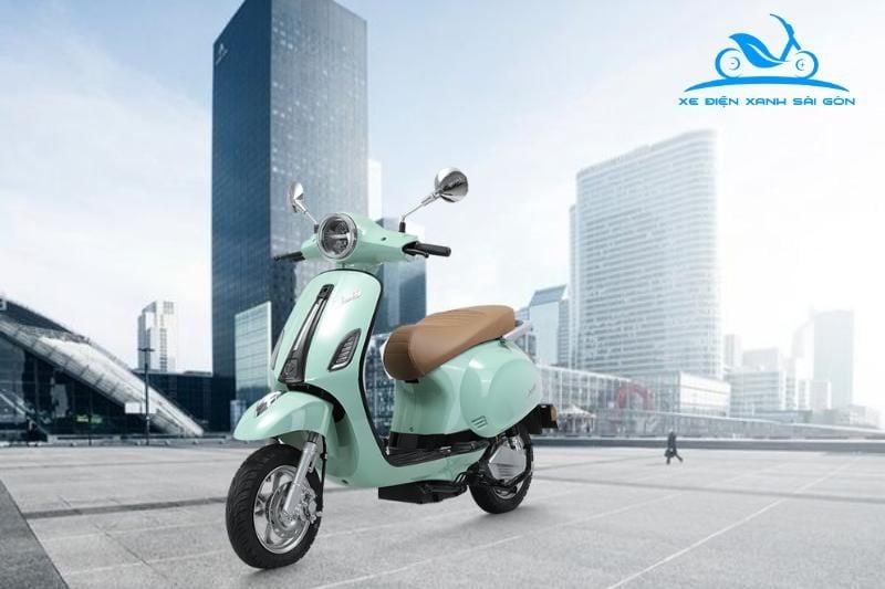 Xe máy điện dáng vespa