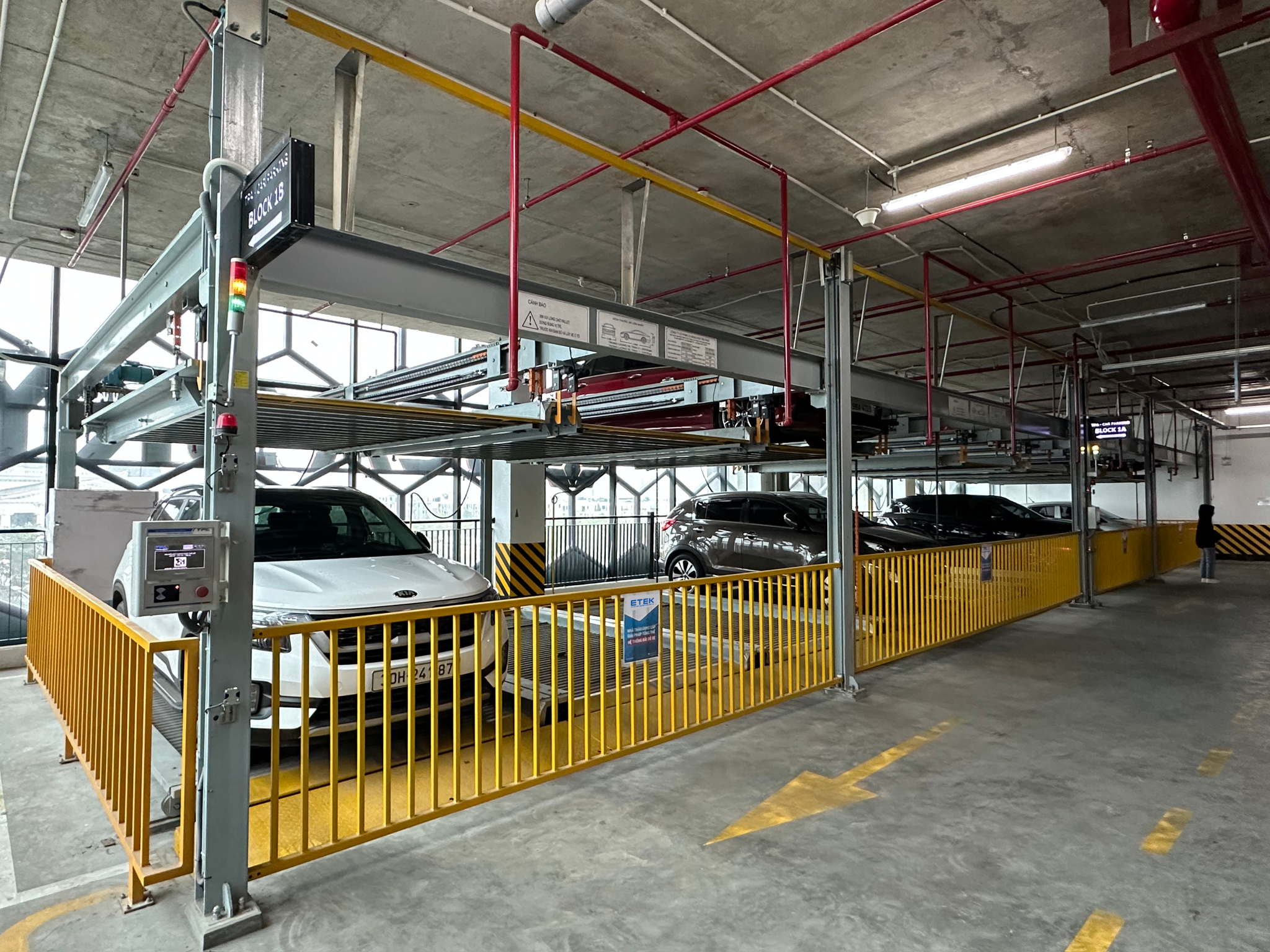 Bãi đỗ xe thông minh IoT