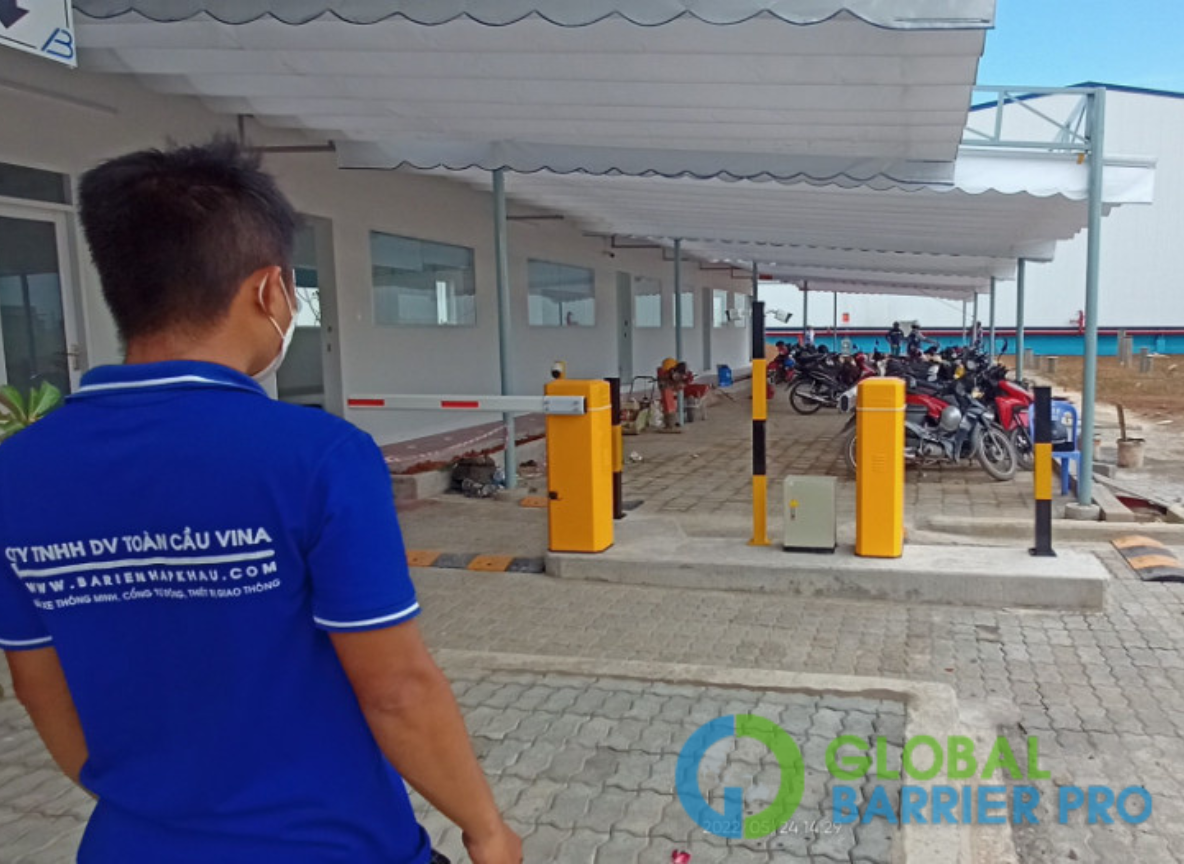 chi phí lắp đặt bãi xe thông minh