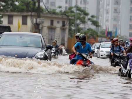 di-chuyen-cham-tranh-song-nuoc