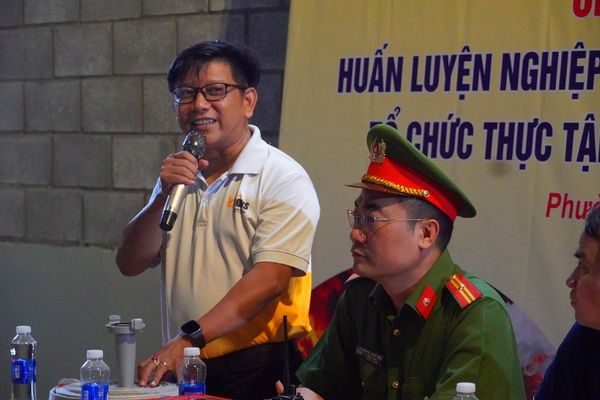 Đại diện phía Bcons Service – Ông Lê Trọng Nghĩa phát biểu tại buổi diễn tập