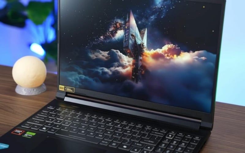 Card đồ họa RTX 5050 mạnh, hỗ trợ công nghệ&nbsp;Ray Tracing và DLSS