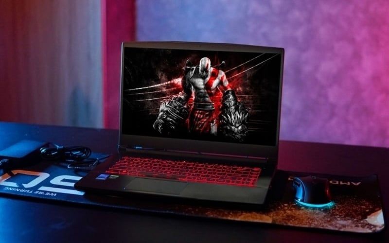 Một số laptop gaming có màn hình chưa chuẩn màu, thiết kế nặng, pin yếu và card đồ họa chưa tối ưu cho dân thiết kế